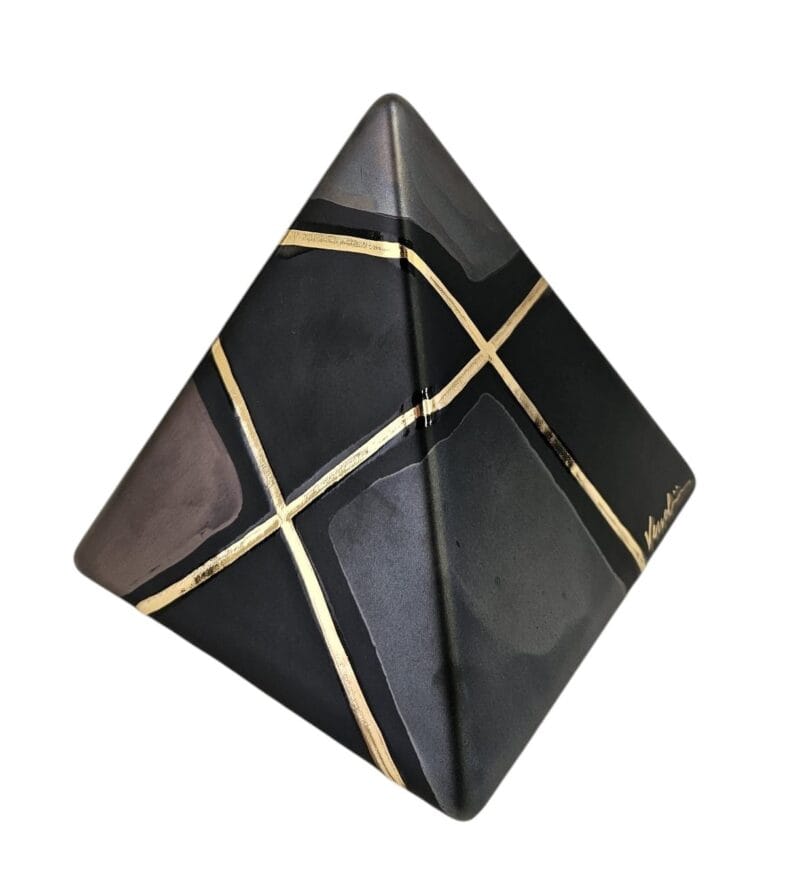 UR Piramide tgS